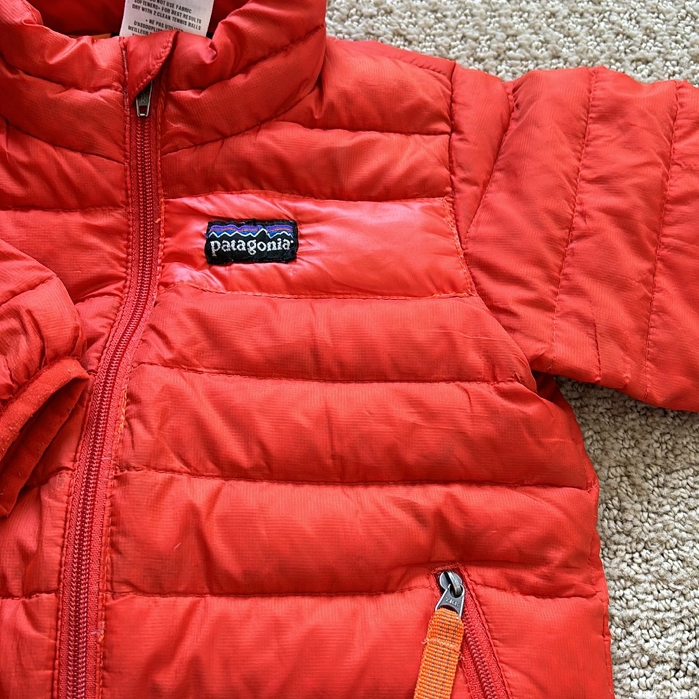 Patagonia down sweater jacket - Picture 2 of 8
